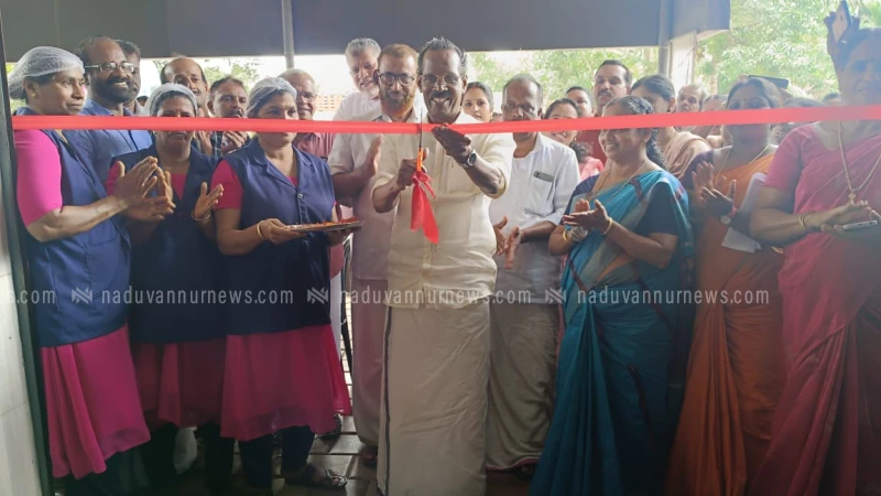 വെള്ളിയൂരിൽ ജനകീയ ഹോട്ടൽ പ്രവർത്തനമാരംഭിച്ചു