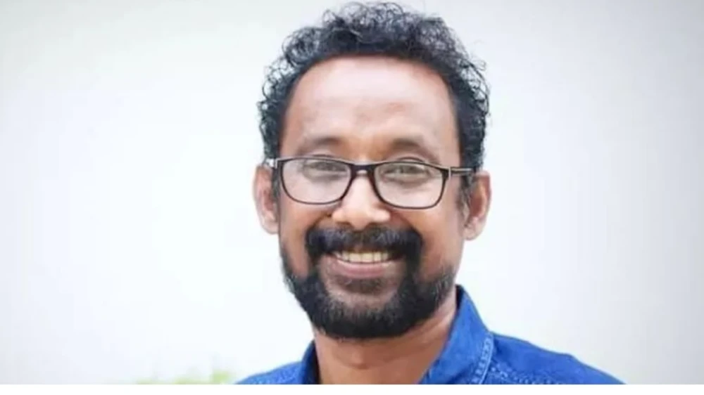 യുവകവിയും ചിത്രകാരനുമായ ബിജു കാഞ്ഞങ്ങാട് അന്തരിച്ചു