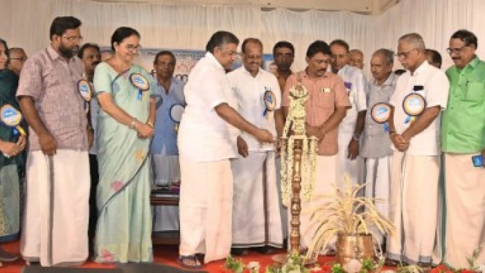  തീരദേശ വാസികളുടെ  പ്രശ്നങ്ങൾ പരിഹരിക്കും-മന്ത്രി സജി ചെറിയാൻ 