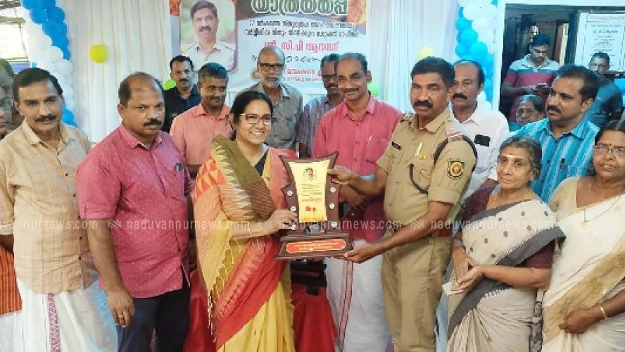  കൊയിലാണ്ടി ഫയർ സ്റ്റേഷൻ സ്റ്റേഷൻ ഓഫീസർ സി പി ആനന്ദന് യാത്രയയപ്പ് 