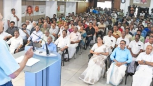 
                        ബി.ജെ.പി സർക്കാർ പണമുപയോഗിച്ച് മതം പ്രചരിപ്പിക്കുന്നു-പ്രശാന്ത് ഭൂഷൺ 