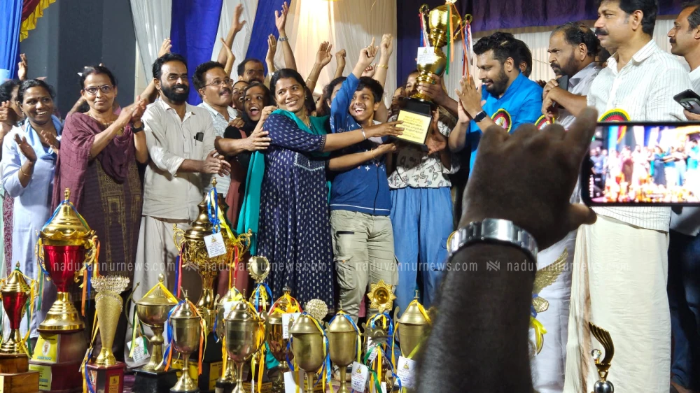  മേലടി ഉപജില്ല സ്കൂൾ കലോത്സവം :  പയ്യോളി ജിവിഎച്ച്എസ്എസ്  ചാമ്പ്യൻമാർ