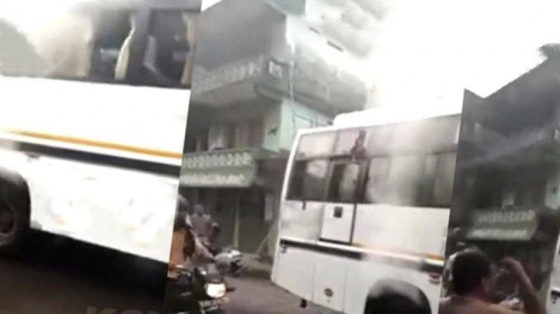  തൊട്ടിൽപ്പാലത്ത് ഓടിക്കൊണ്ടിരിക്കുന്ന ബസിന് തീപ്പിടിച്ചു
