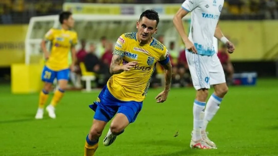 മഞ്ഞക്കടല്‍ ആര്‍ത്തിരമ്പി ! ജംഷഡ്പൂര്‍ എഫ്.സിയെ തകര്‍ത്ത് കേരളാ ബ്ലാസ്റ്റേഴ്സ്