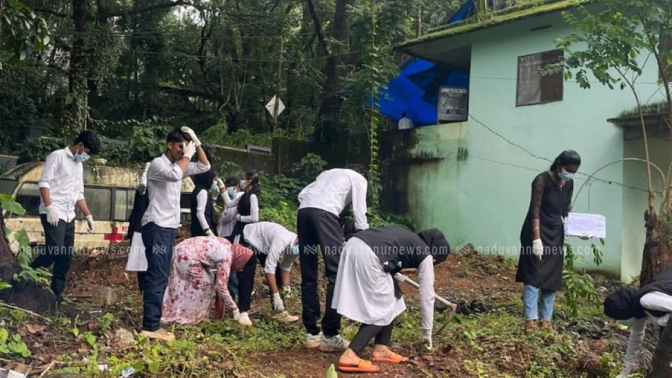  ദാറുന്നുജും കോളേജ് എൻ.എസ്.എസ്. നേതൃത്വത്തിൽ ക്ലീനിംഗ് ഡ്രൈവ് നടത്തി