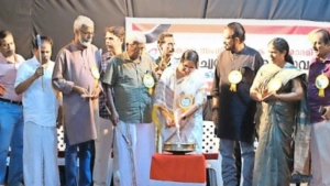 
                        കേരള സംഗീത നാടക അക്കാദമി പൂക്കാട് കലാലയത്തിൽ നടത്തുന്ന അമേച്വർ നാടകോത്സവത്തിന് തുടക്കം