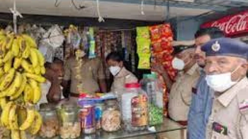ജില്ലയിലെ സ്കൂൾ പരിസരങ്ങളിൽ കടകളിൽ ഭക്ഷ്യസുരക്ഷാ വിഭാഗം പരിശോധന നടത്തി