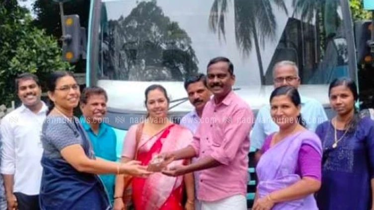  തുറയൂരിൽ കർഷകർക്ക് സൗജന്യമായി മണ്ണ് പരിശോധന നടത്തി