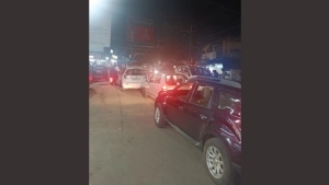 
                        താമരശ്ശേരി ചുരത്തിൽ വൻ ഗതാഗതക്കുരുക്ക്;മണിക്കൂറുകളായി യാത്രക്കാര്‍  പെരുവഴിയില്‍