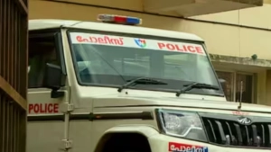 
                        മൂന്നു പെൺമക്കളുടെ കഴുത്തറുത്ത ശേഷം പിതാവ് തൂങ്ങി മരിച്ചു