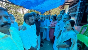 
                        മാത്യു മാസ്റ്ററുടെ കുടുംബത്തിന് ആർ.ജെ.ഡി. സഹായധനം കൈമാറി