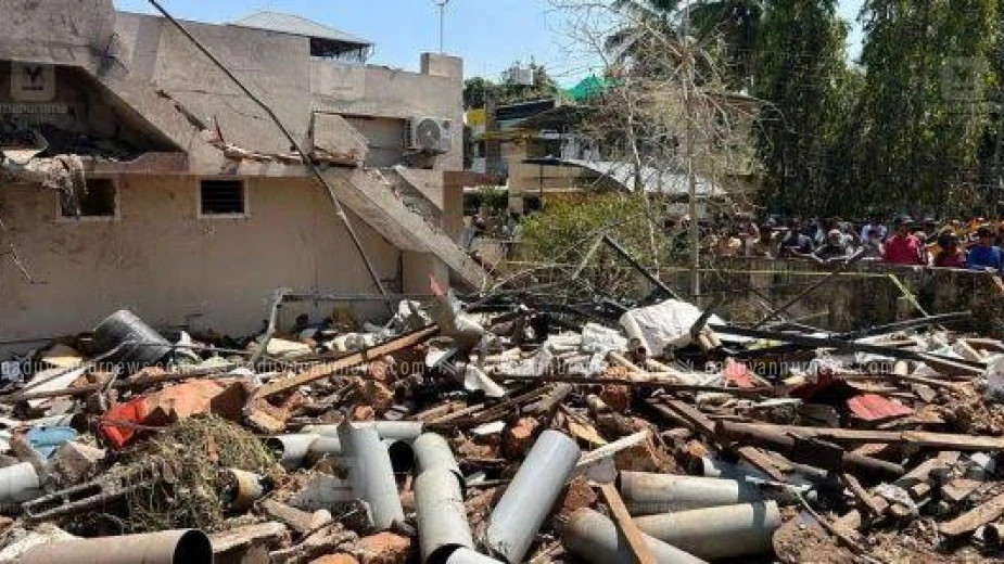 തൃപ്പൂണിത്തുറ സ്‌ഫോടന കേസിലെ പ്രതികള്‍ മൂന്നാറില്‍ പിടിയിലായി