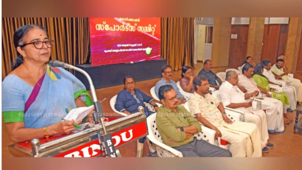 കോഴിക്കോടിനെ മൂന്ന് കൊല്ലത്തിനകം കായികനഗരം ആക്കി മാറ്റും 