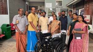 
                        ഉള്ളിയേരി ഗ്രാമ പഞ്ചായത്ത് വീൽചെയറും വാക്കും വിതരണം ചെയ്തു