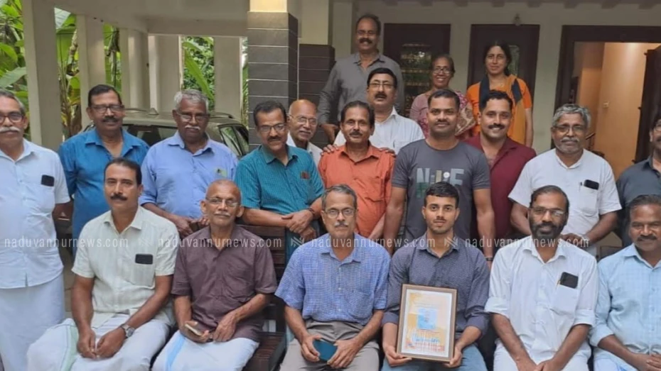 ഇന്ത്യൻ നാവിക സേനയുടെ  പൈലറ്റ് ആയി നിയമിതനായ മുയിപ്പോത്ത് സ്വദേശി ലെഫ്റ്റനന്റ്  അംഗജ് ശ്രീ വിവേകിനെ അനുമോദിച്ചു.