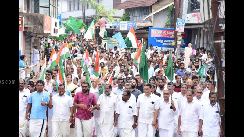  മേപ്പയൂരിൽ യു.ഡി.എഫ്. ആഹ്ലാദ പ്രകടനം നടത്തി