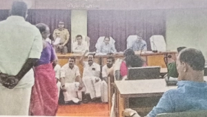 
                        കോഴിക്കോട് ജില്ലാ പഞ്ചായത്ത് ആസൂത്രണ സമിതി തെരഞ്ഞെടുപ്പിൽ ബഹിഷ്കരണവും ഇറങ്ങിപ്പോകും