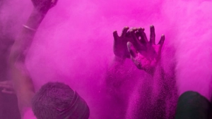 
                        കാസർഗോഡ് ഹോളി ആഘോഷത്തിൽ പങ്കെടുക്കാത്തതിന് പ്ലസ് ടു വിദ്യാർത്ഥിക്ക് ക്രൂരമർദ്ദനം