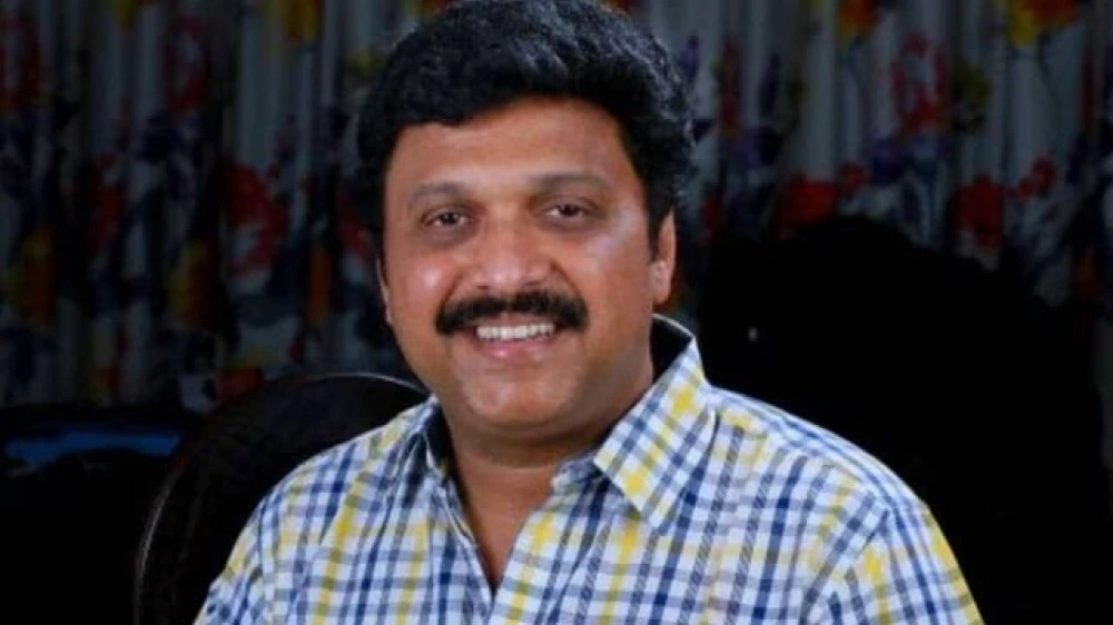 ഡ്രൈവിങ് സ്കൂൾ പരിഷ്കാരങ്ങൾ അനുവദിക്കാനാവില്ല;  മന്ത്രി കെ ബി ഗണേഷ് കുമാറിനെതിരെ സിഐടിയു