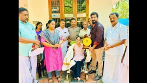 
                        മേപ്പയൂരിൽ ഐ.എ.എസ്. ജേതാവിനെ ഫാർമേഴ്സ് അസോസിയേഷൻ ഓഫ്‌ ഇന്ത്യ സെൻട്രൽ കമ്മിറ്റി അനുമോദിച്ചു