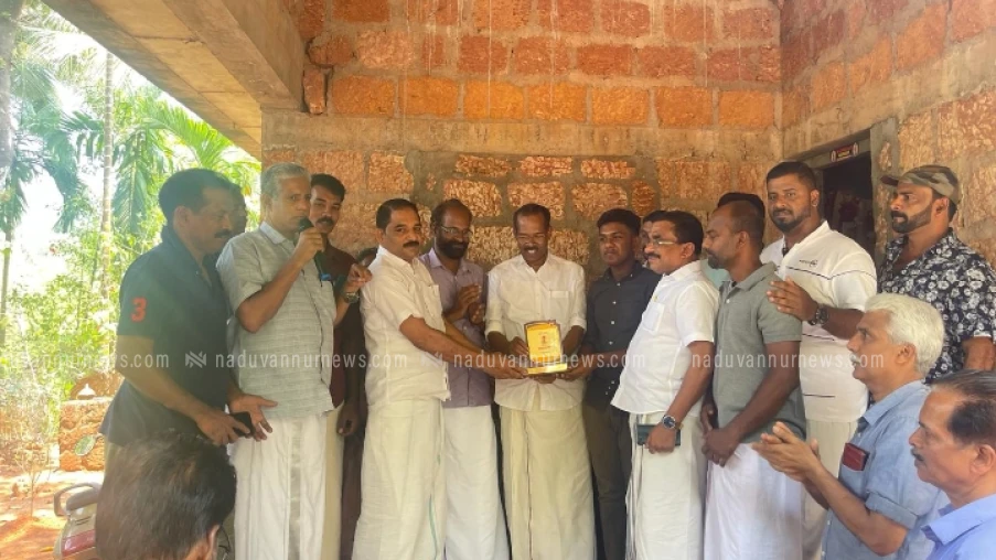  നൊച്ചാട്ട് എൻ.എം.എം.എസ്. ജേതാവിനെ അനുമോദിച്ചു