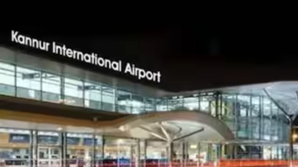 കണ്ണൂർ വിമാനത്താവളം വഴി സ്വർണ്ണക്കടത്ത്; ക്യാബിൻ ക്രൂ പിടിയിൽ
