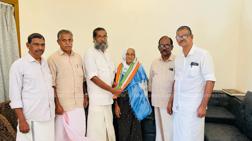 കെ.എസ്.എസ്.പി.എ. മേപ്പയൂർ മണ്ഡലം കമ്മിറ്റി വയോജന ദിനത്തിൽ മുതിർന്ന അംഗങ്ങളെ ആദരിച്ചു