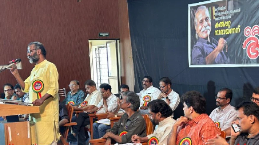  സാഹിത്യകാരൻ കൽപ്പറ്റ നാരായണന് കൊയിലാണ്ടി നഗരത്തിന്റെ ആദരം