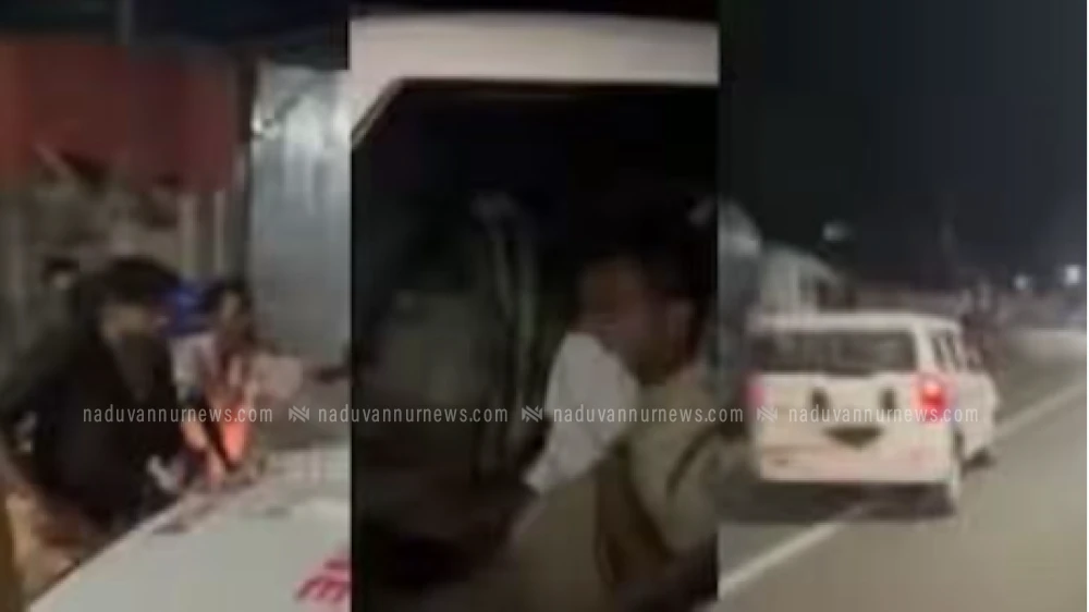 പത്തനാപുരത്ത് മദ്യപിച്ച് ജോലി ചെയ്‌ത പൊലീസുകാരെ സസ്പെൻഡ് ചെയ്തു