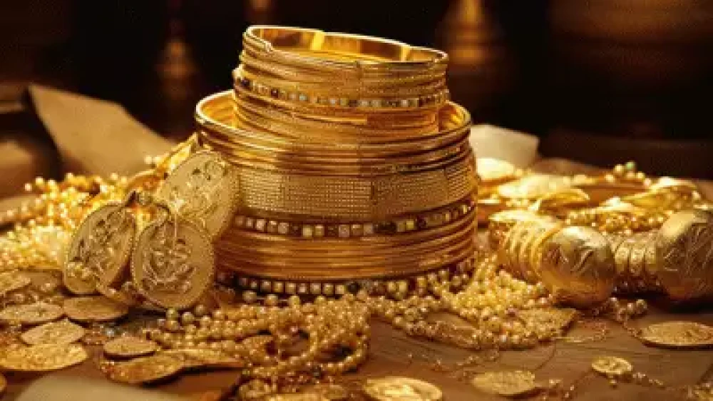  ചരിത്രത്തിൽ ആദ്യമായി സ്വർണവില 70,000 കടന്നു