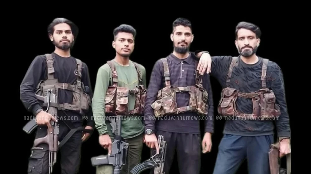 പെഹൽഗാമിൽ സഞ്ചാരികളെ കൊന്നൊടുക്കിയ ഭീകരരുടെ ചിത്രം പുറത്തുവിട്ടു