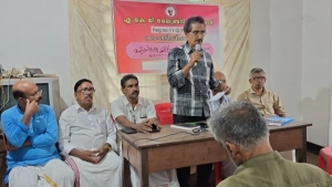 
                        നരക്കോട് ലൈബ്രറിയിൽ പുസ്തക ചർച്ചയും പാട്ട് സദസ്സും