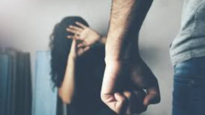 
                        പേരാമ്പ്രയിൽ സ്വർണ്ണവും സൗന്ദര്യവും പോരാത്തതിന് യുവതിക്ക് ഗാർഹിക പീഡനം