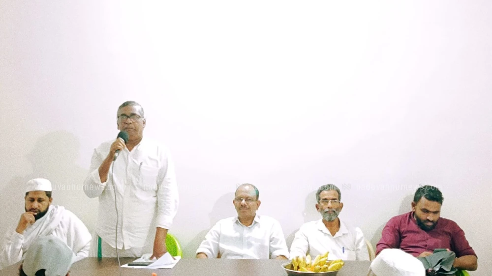 പൂനത്ത് ശിഹാബ് തങ്ങൾ അനുസ്മരണം നടത്തി