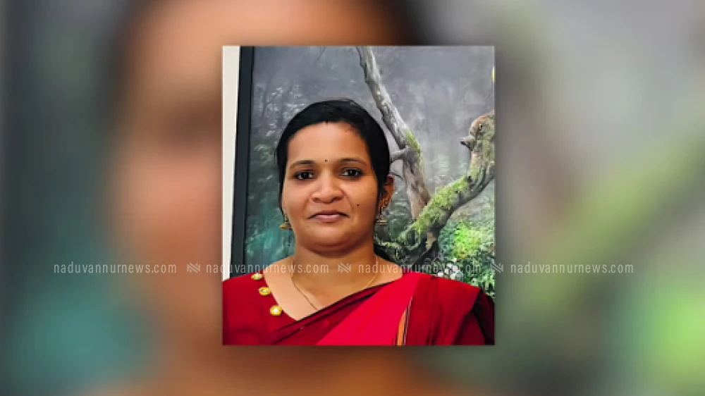 സുഹൃത്ത് പെട്രോൾ ഒഴിച്ച് തീ കൊളുത്തിയ യുവതി മരിച്ചു