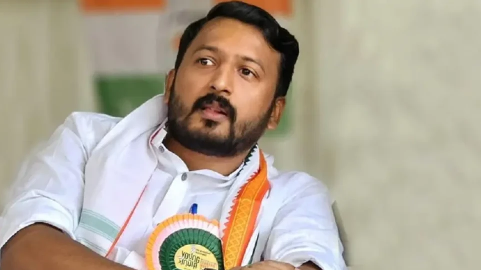 രാഹുൽ മാങ്കുട്ടത്തിൽ യൂത്ത് കോൺഗ്രസ് പ്രസിഡണ്ട് സ്ഥാനം രാജിവച്ചു