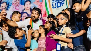 
                        പ്രവർത്തകരെ ആവേശത്തേരിലേറ്റി ഷാഫി പറമ്പിൽ എംപി നടുവണ്ണൂരിൽ