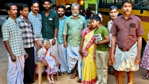 കുട്ടൂലിയമ്മ 113 ആം വയസ്സിൽ കോട്ടൂർ എയുപി സ്കൂളിൽ വോട്ട് ചെയ്തു; തെരുവത്ത് കടവ് ബൂത്തിൽ കള്ളവോട്ട് ശ്രമം