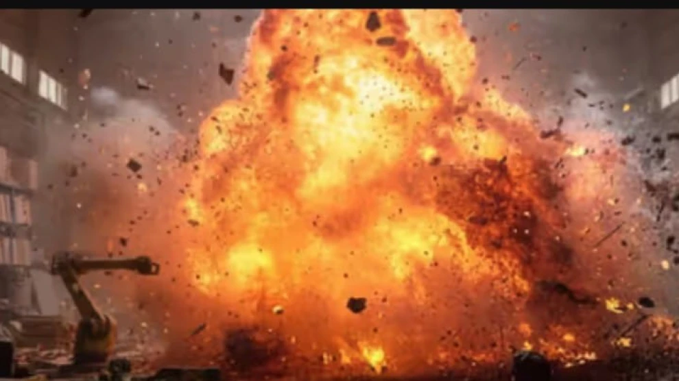 പിണറായിയിൽ ബോംബ് സ്ഫോടനം; സിപിഎം പ്രവർത്തകന് ഗുരുതര പരിക്ക്