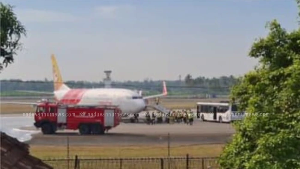  നെടുമ്പാശേരിയിൽ എയർ ഇന്ത്യ എക്സപ്രസ് വിമാനത്തിന്റെ ടയറുകൾ പൊട്ടി