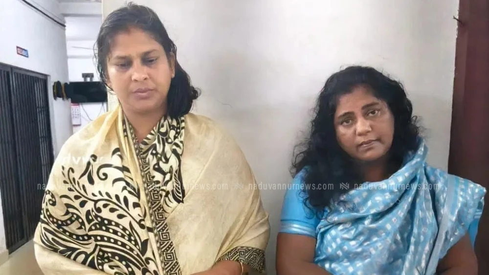  ഉള്ളിയേരിയിൽ വച്ച് ബസിൽ യുവതിയുടെ മാല കവരാൻ ശ്രമിച്ച രണ്ട് സ്ത്രീകൾ പിടിയിൽ