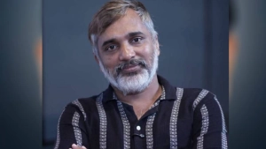 സിപിഒ ഉമേഷ് വളളിക്കുന്നിനെ പൊലീസ് സേനയിൽ നിന്ന് പിരിച്ചുവിട്ടു