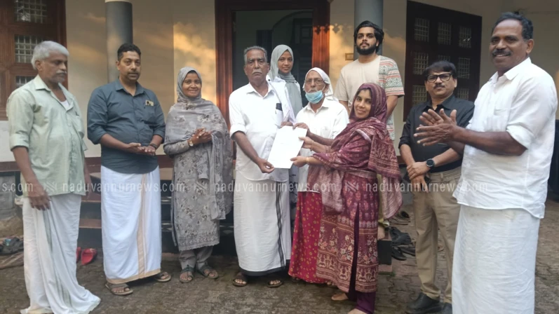 
                                    വാർഡ് വികസനത്തിനും ജനക്ഷേമ പ്രവർത്തനത്തിനും നൊച്ചാട് പഞ്ചായത്ത് പന്ത്രണ്ടാം വാർഡിൽ സമഗ്ര സർവ്വേക്ക് തുടക്കം കുറിച്ചു