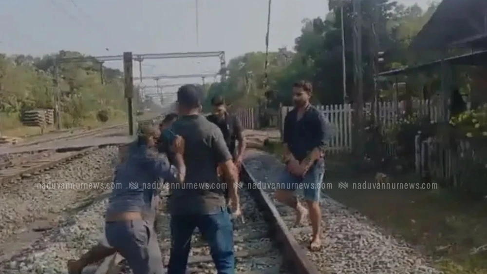  തിക്കോടിയിൽ റെയിൽവേ ഗേറ്റ് കീപ്പറെ മർദ്ദിച്ച സംഭവത്തിൽ ഒരാൾ അറസ്റ്റിൽ