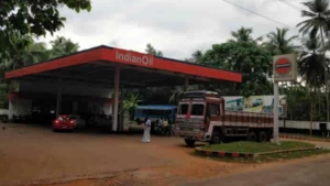 
                        നടുവണ്ണൂർ പെട്രോൾ പമ്പിലെ ഡീസൽ ചോർച്ചയ്ക്ക് പരിഹാരമായില്ല