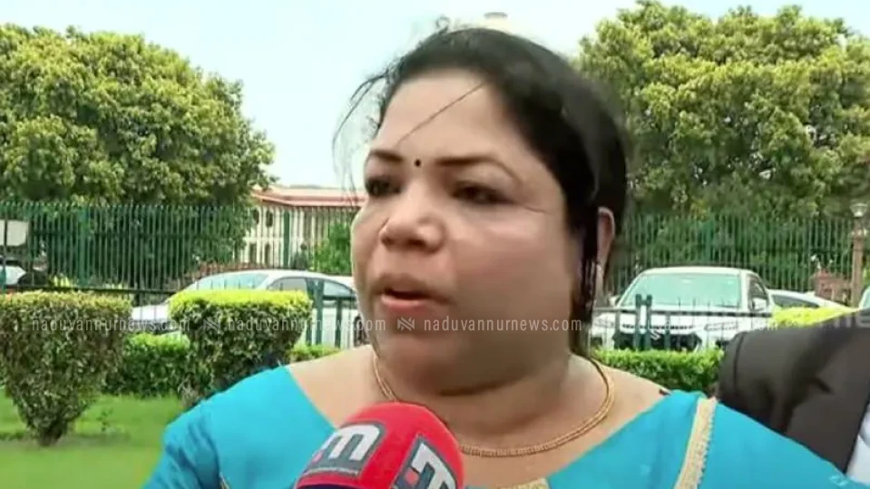 ജയലളിതയുടെയും എംജിആറിന്റെയും മകളാണെന്ന് അവകാശ വാദം ഉന്നയിച്ച് തൃശ്ശൂർ സ്വദേശിനി സുപ്രീംകോടതിയിൽ