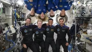 
                        പതിനെട്ട് ദിവസത്തെ ദൗത്യം പൂർത്തിയാക്കി ശുഭാംശു ശുക്ലയും സംഘവും തിരിച്ചെത്തി