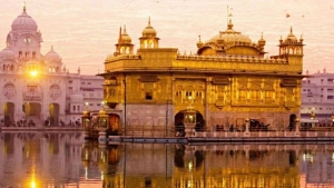 
                        അമൃത്സർ സുവർണ ക്ഷേത്രത്തിനെതിരെ ബോംബ് ഭീഷണി; ഒരാൾ അറസ്റ്റിൽ