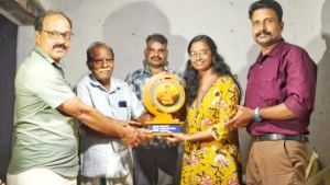 
                        വാകയാട്ട് നീറ്റ് പരീക്ഷയിൽ ഉജ്ജലവിജയം നേടിയ ശ്രീലക്ഷ്മിയെ അനുമോദിച്ചു