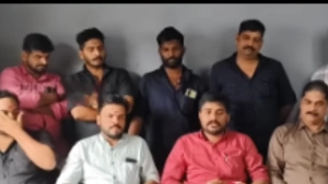 
                        കുറ്റ്യാടി റൂട്ടിൽ അപകടമുണ്ടാക്കുന്നതിൽ പ്രധാന പങ്ക് ഓഡിറ്റോറിയങ്ങൾക്കും ഡ്രൈവിംഗ് സ്കൂളുകാർക്കുമെന്ന് ബസ് ജീവനക്കാർ